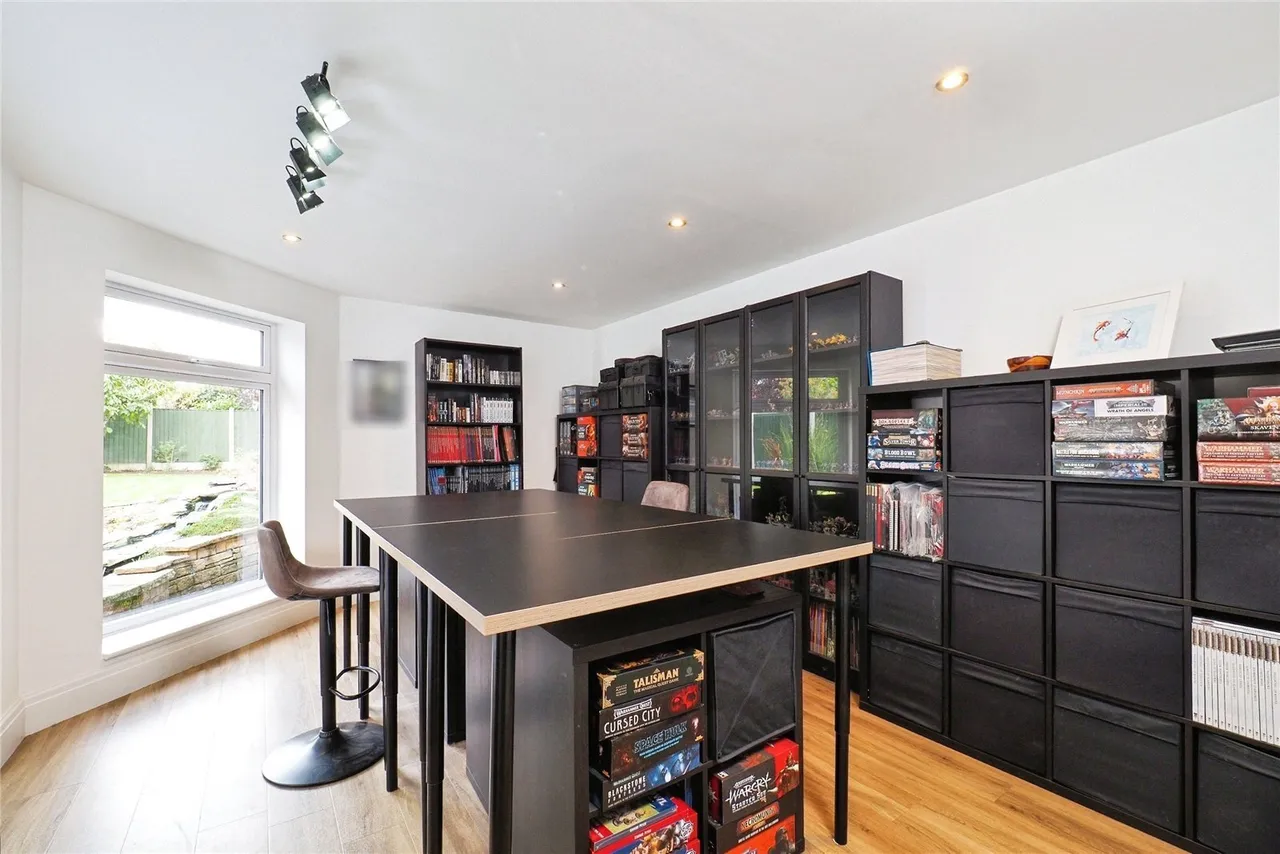 Wollaton Road, Wollaton, Nottingham, NG8, photo 10