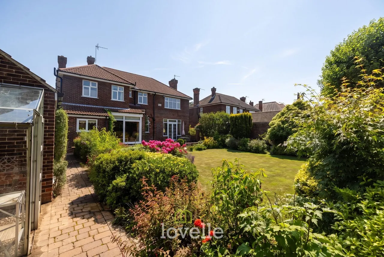 Bargate, Grimsby, DN34, photo 35