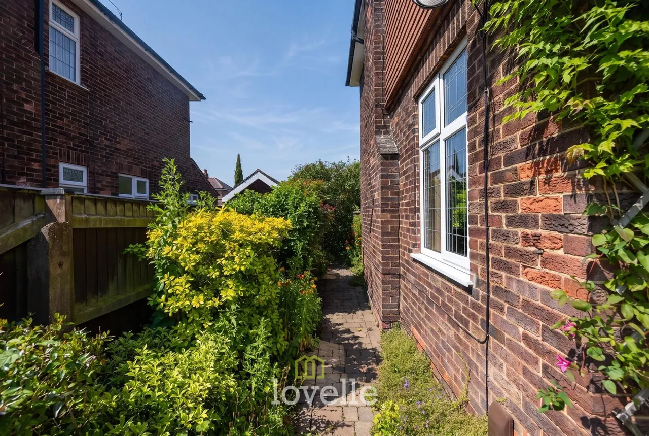 Bargate, Grimsby, DN34, photo 36