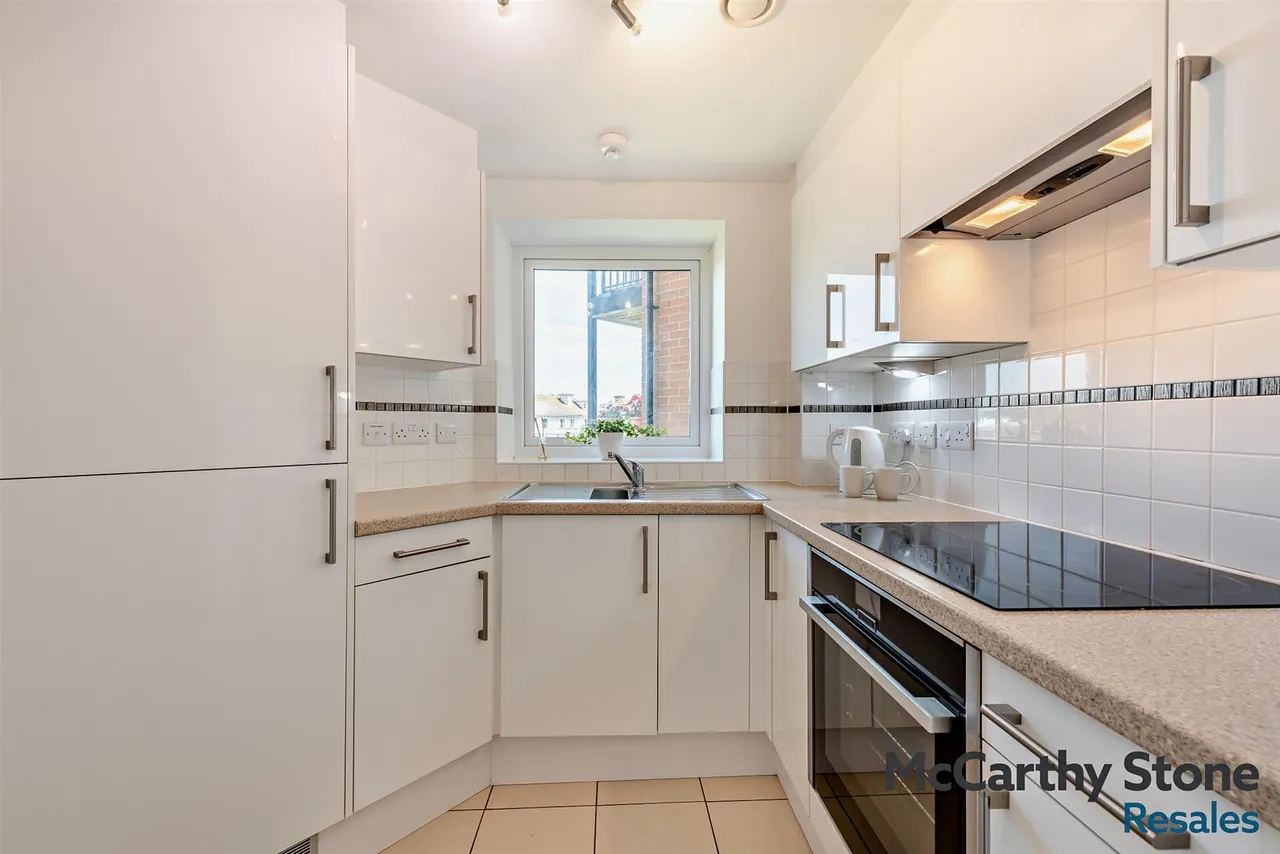 Jevington Gardens, Eastbourne, BN21, photo 8