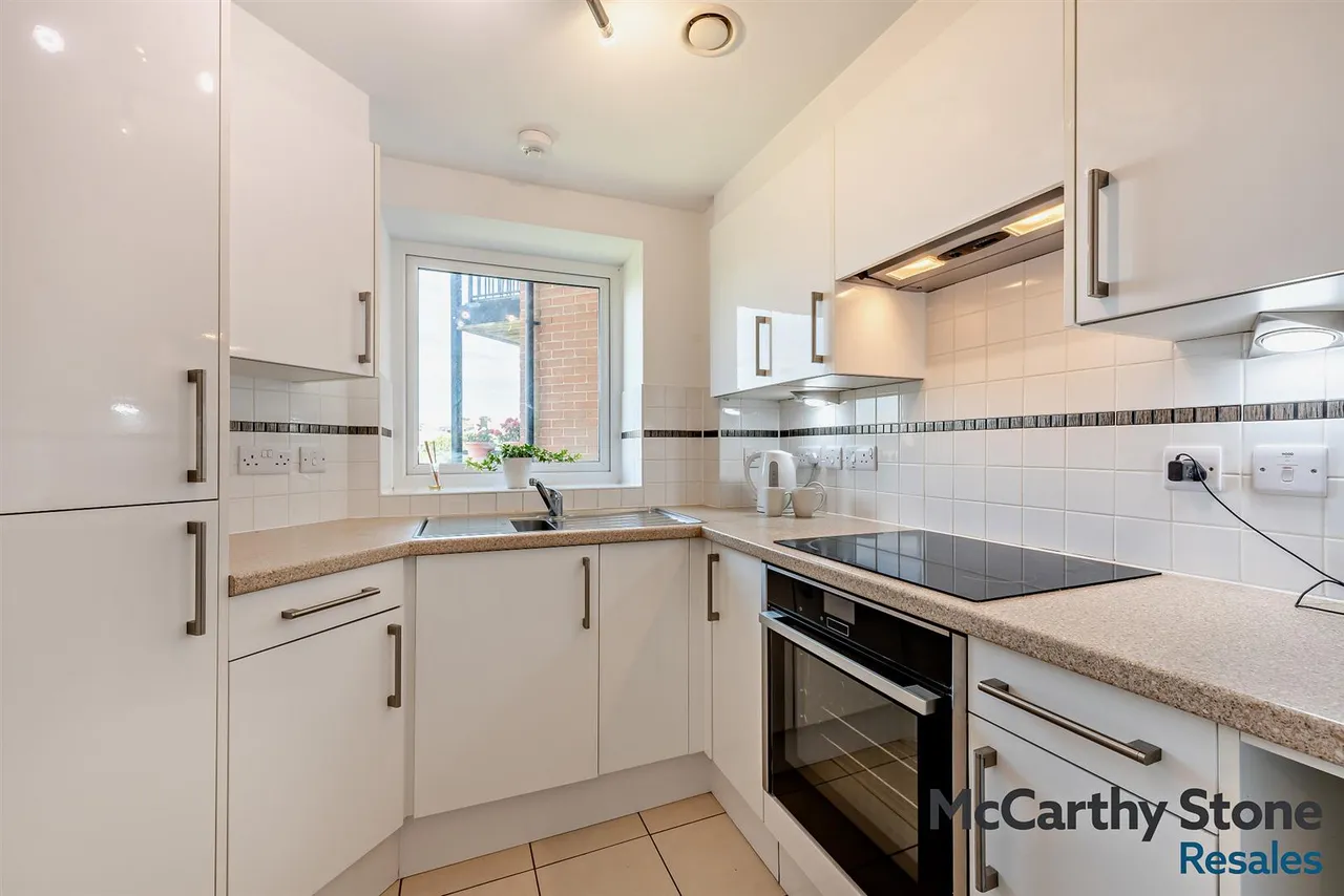 Jevington Gardens, Eastbourne, BN21, photo 7