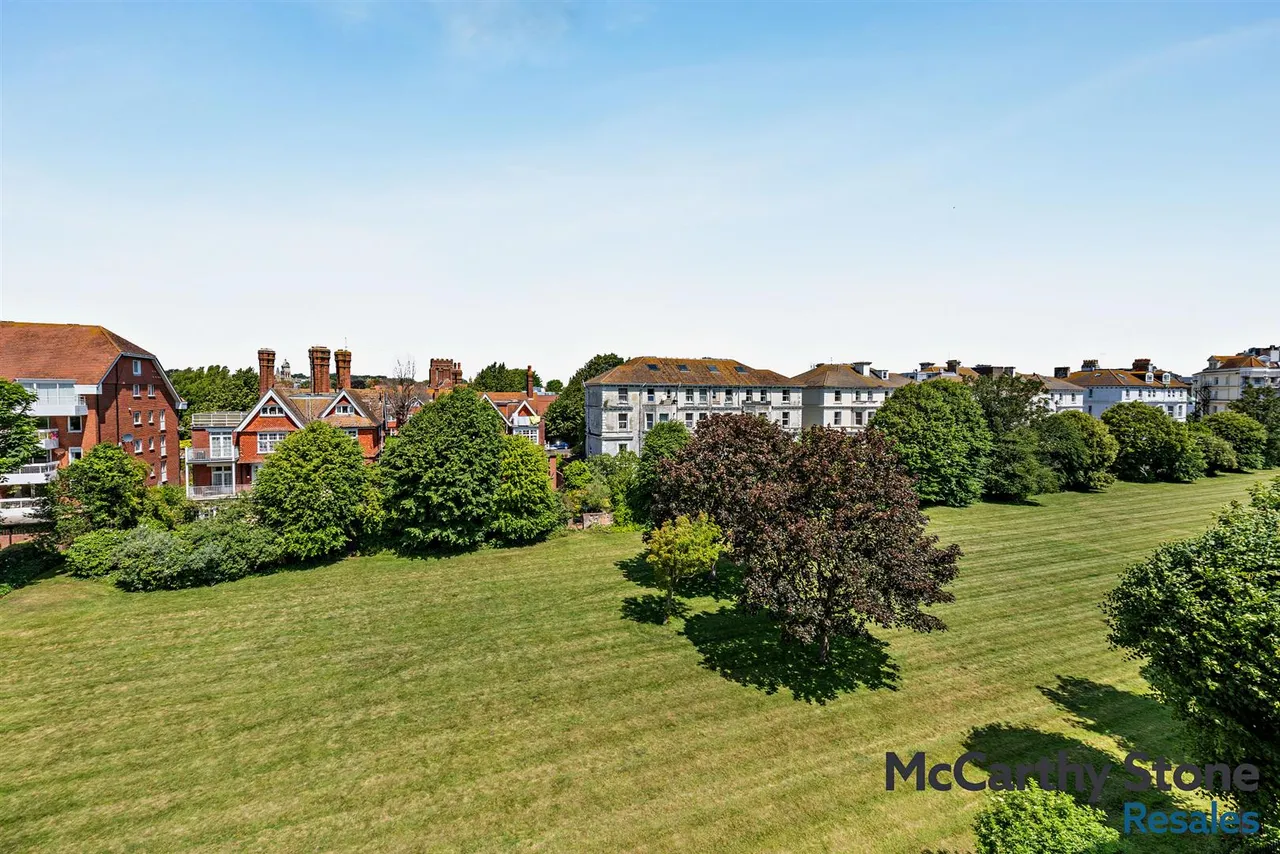 Jevington Gardens, Eastbourne, BN21, photo 16