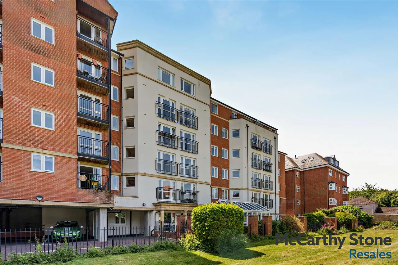 Jevington Gardens, Eastbourne, BN21, photo 26