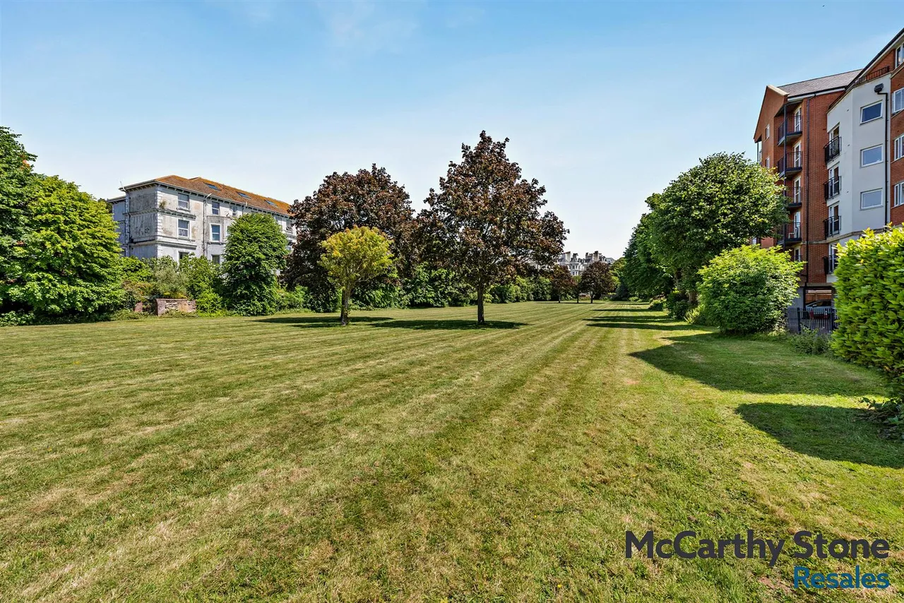 Jevington Gardens, Eastbourne, BN21, photo 23
