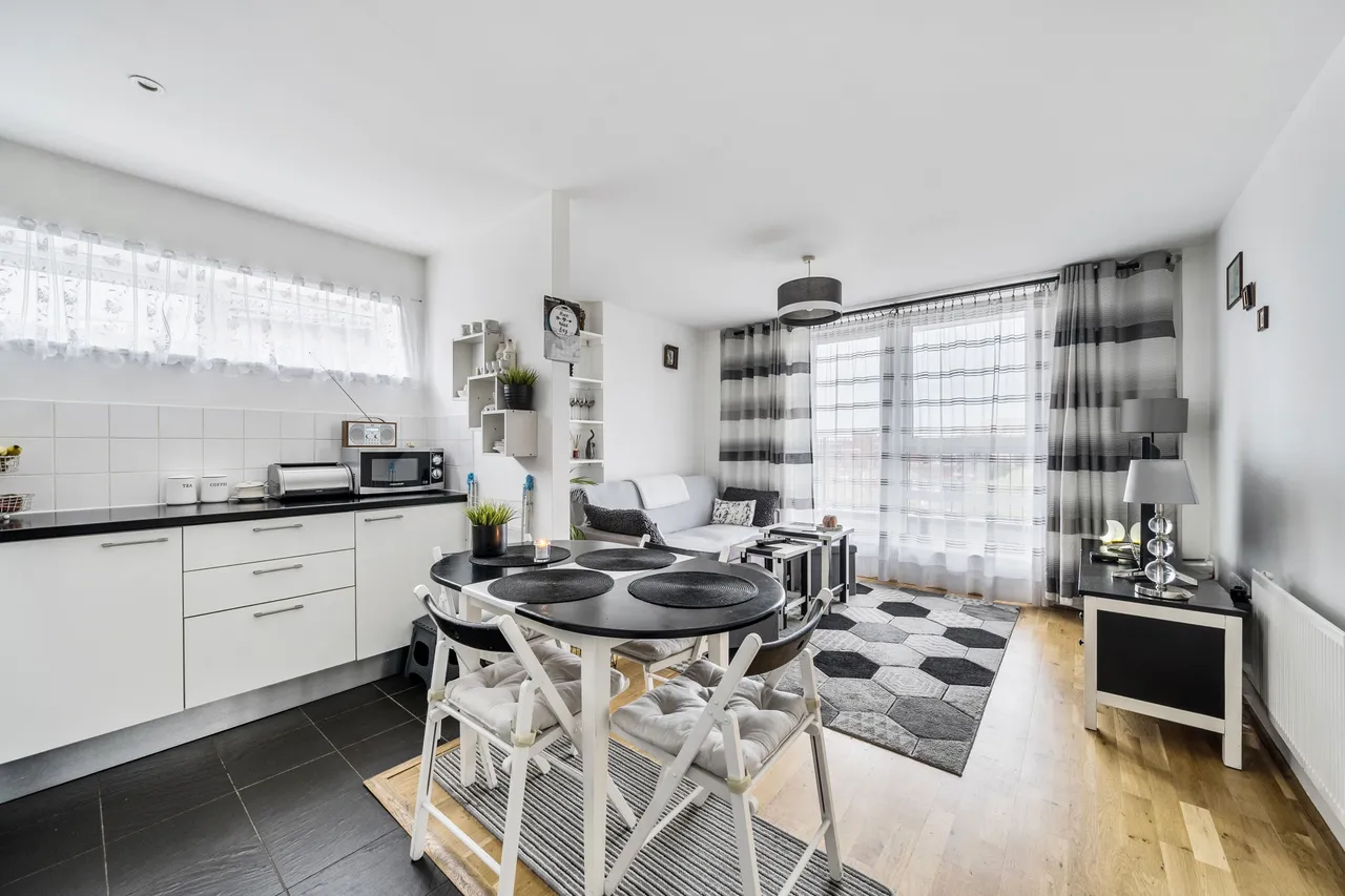 Flat 12, Solar House, 37 Station Road, London, photo 8