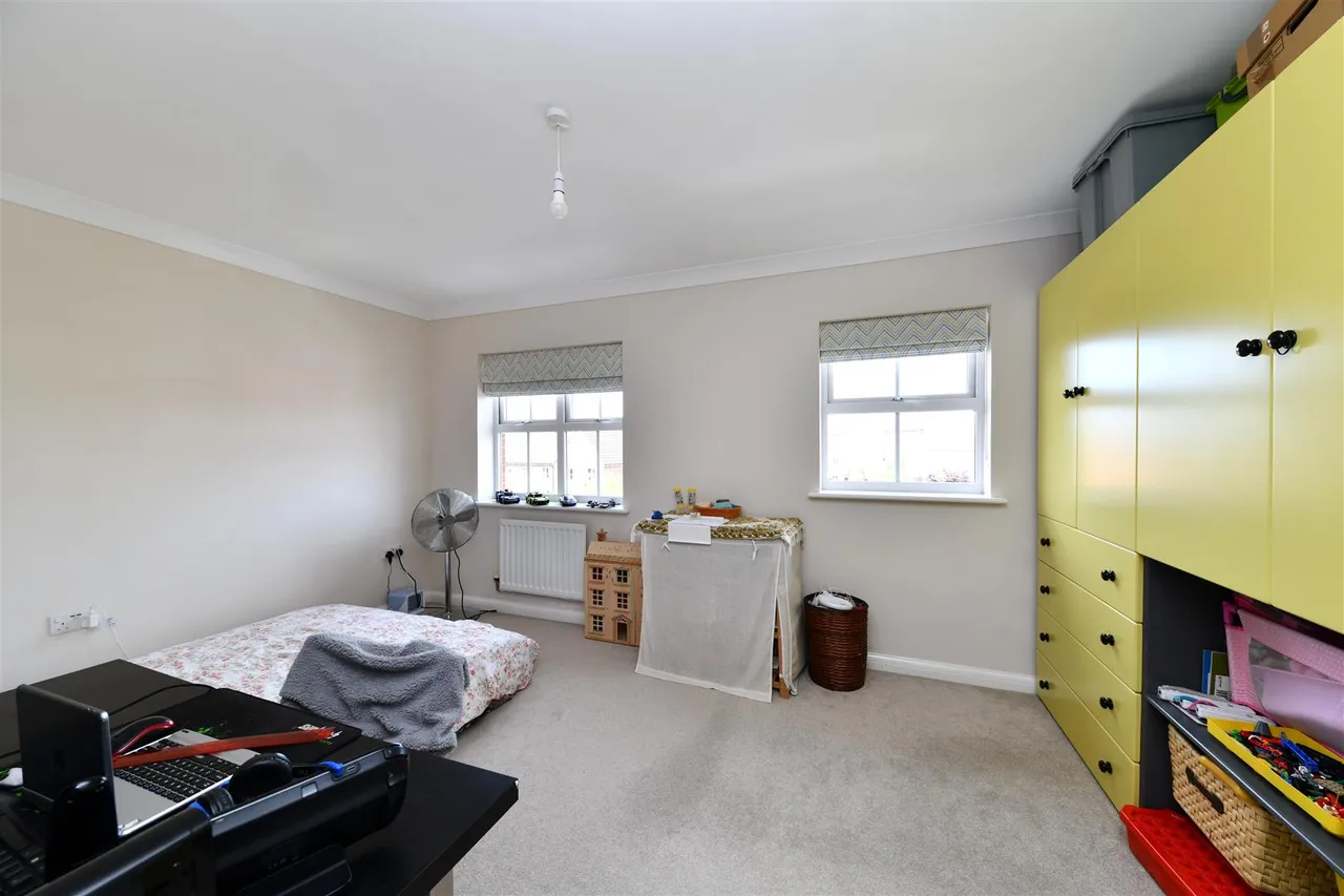 Mendip Way, Stevenage, Herts, SG1 6GY, photo 7