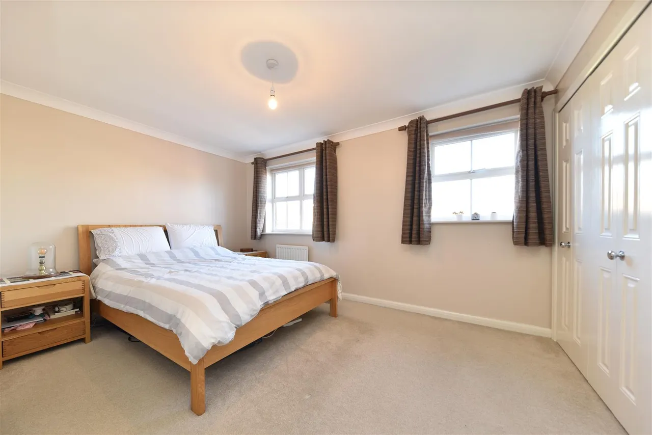 Mendip Way, Stevenage, Herts, SG1 6GY, photo 5