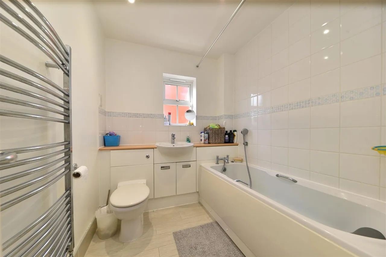 Mendip Way, Stevenage, Herts, SG1 6GY, photo 8