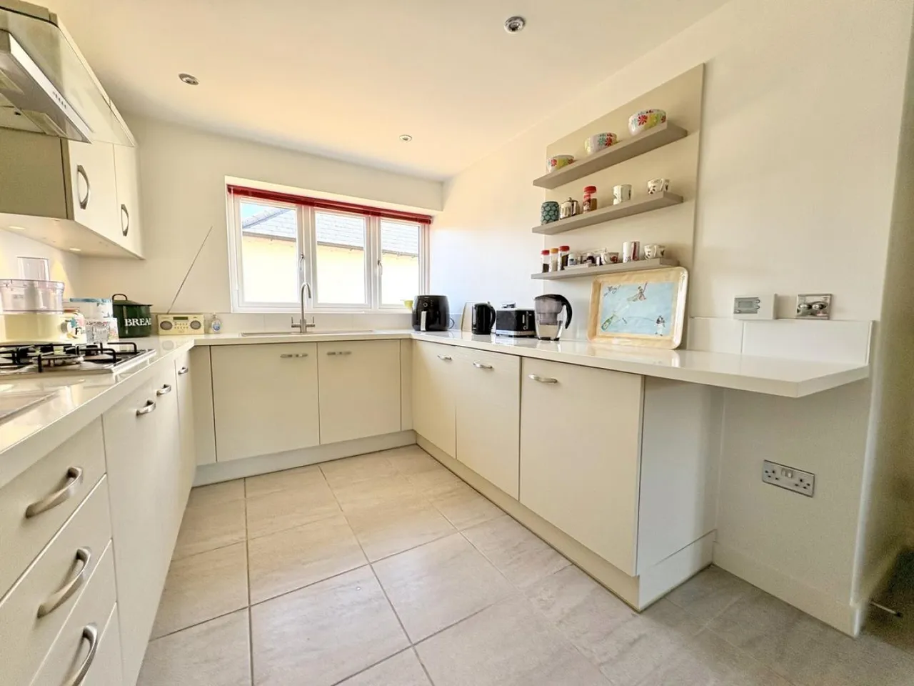 Lake Road, BH15, photo 10