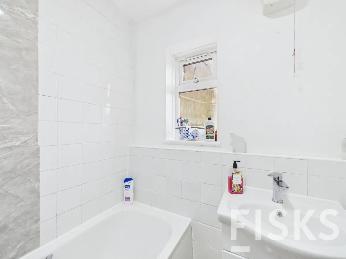 Moss Drive, Basildon, SS16, photo 4