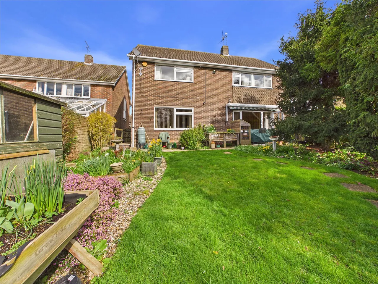 Earlsmead, Witham, CM8, photo 17