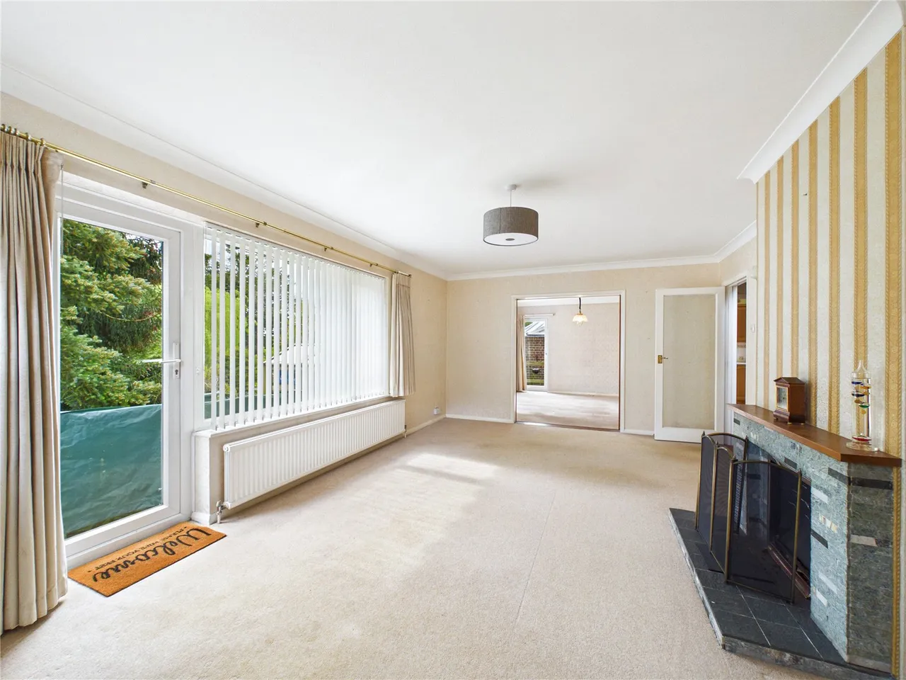 Earlsmead, Witham, CM8, photo 2