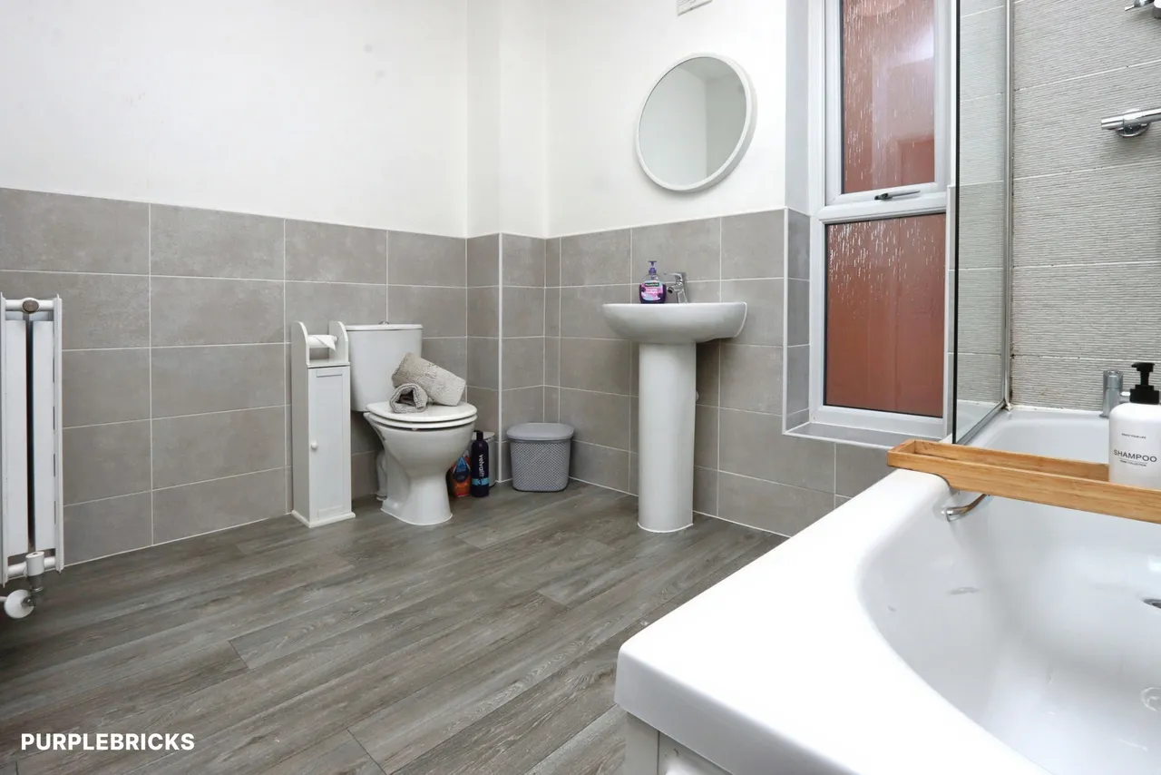 Queen Mary Road, Sheffield, S2, photo 15