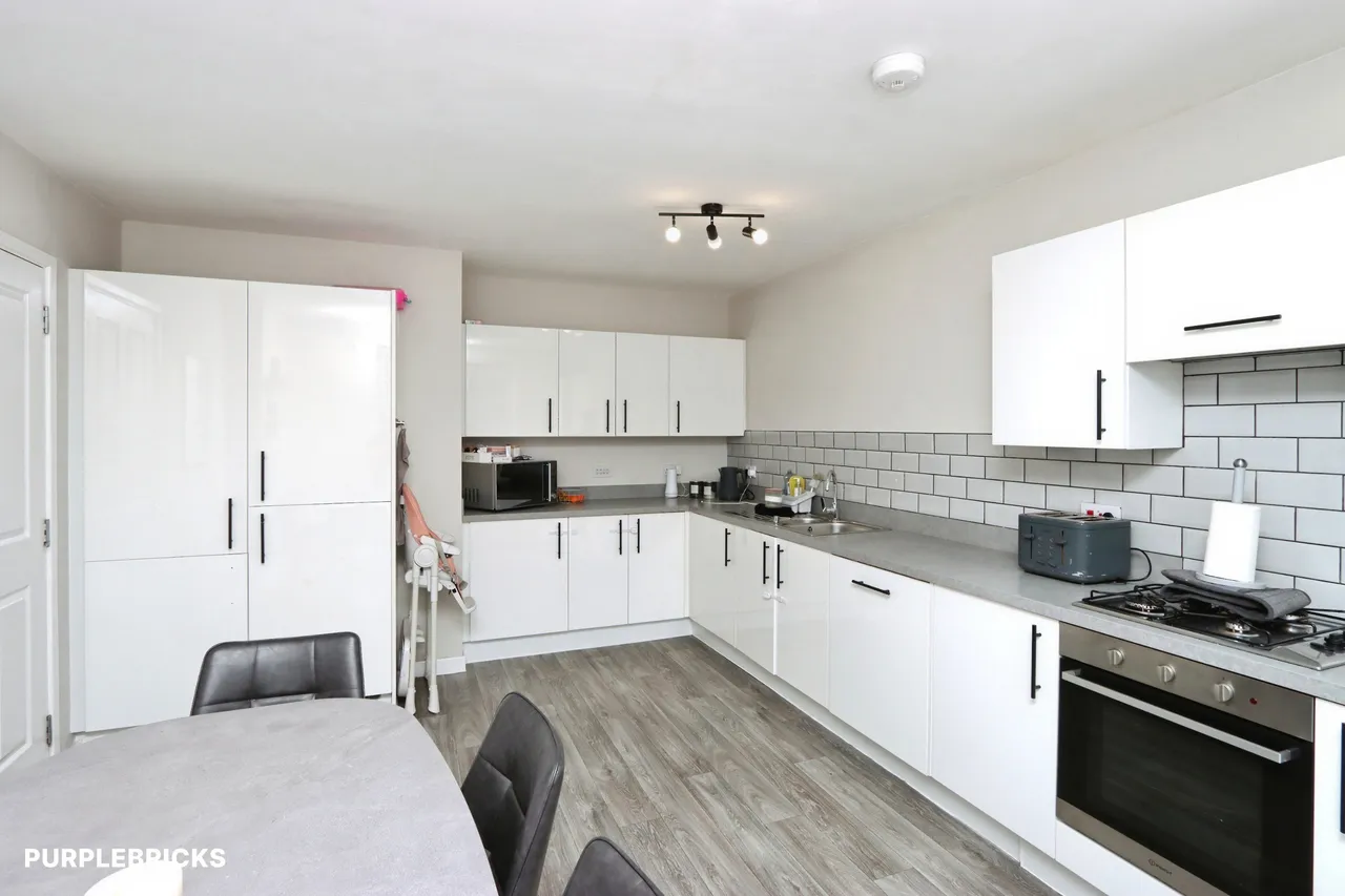Queen Mary Road, Sheffield, S2, photo 10