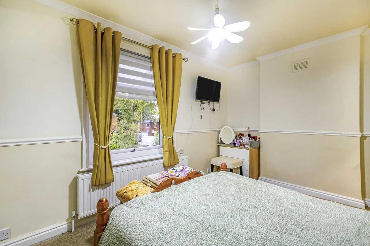 Willow Street, Bury, BL9, photo 9