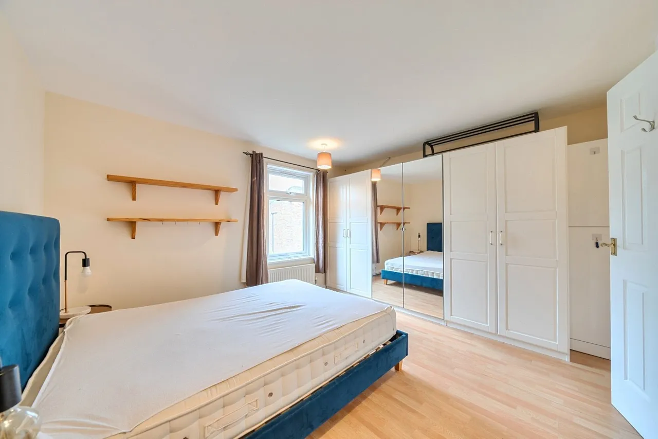 Walnut Tree Road, SE10, photo 8