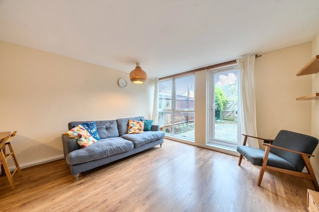 Walnut Tree Road, SE10, photo 12