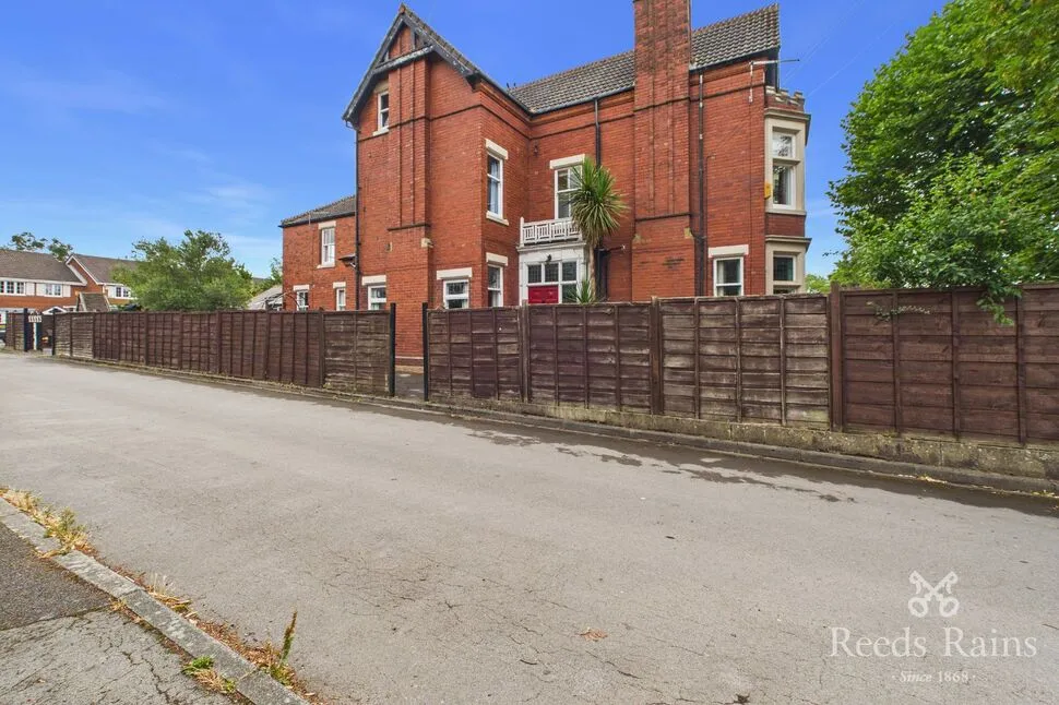 4 bed house for sale — Ackworth Road, Pontefract, West Yorkshire, WF8
