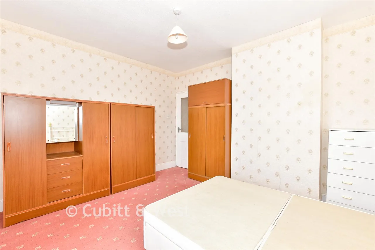 Jessie Road, Southsea, PO4, photo 8