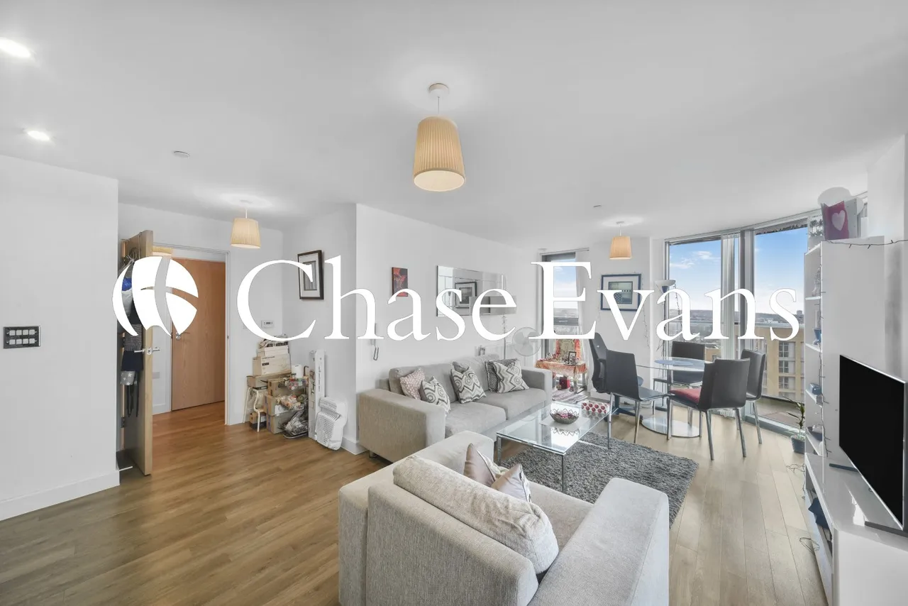2 bed flat for sale, Cornmill Lane, Lewisham, SE13
