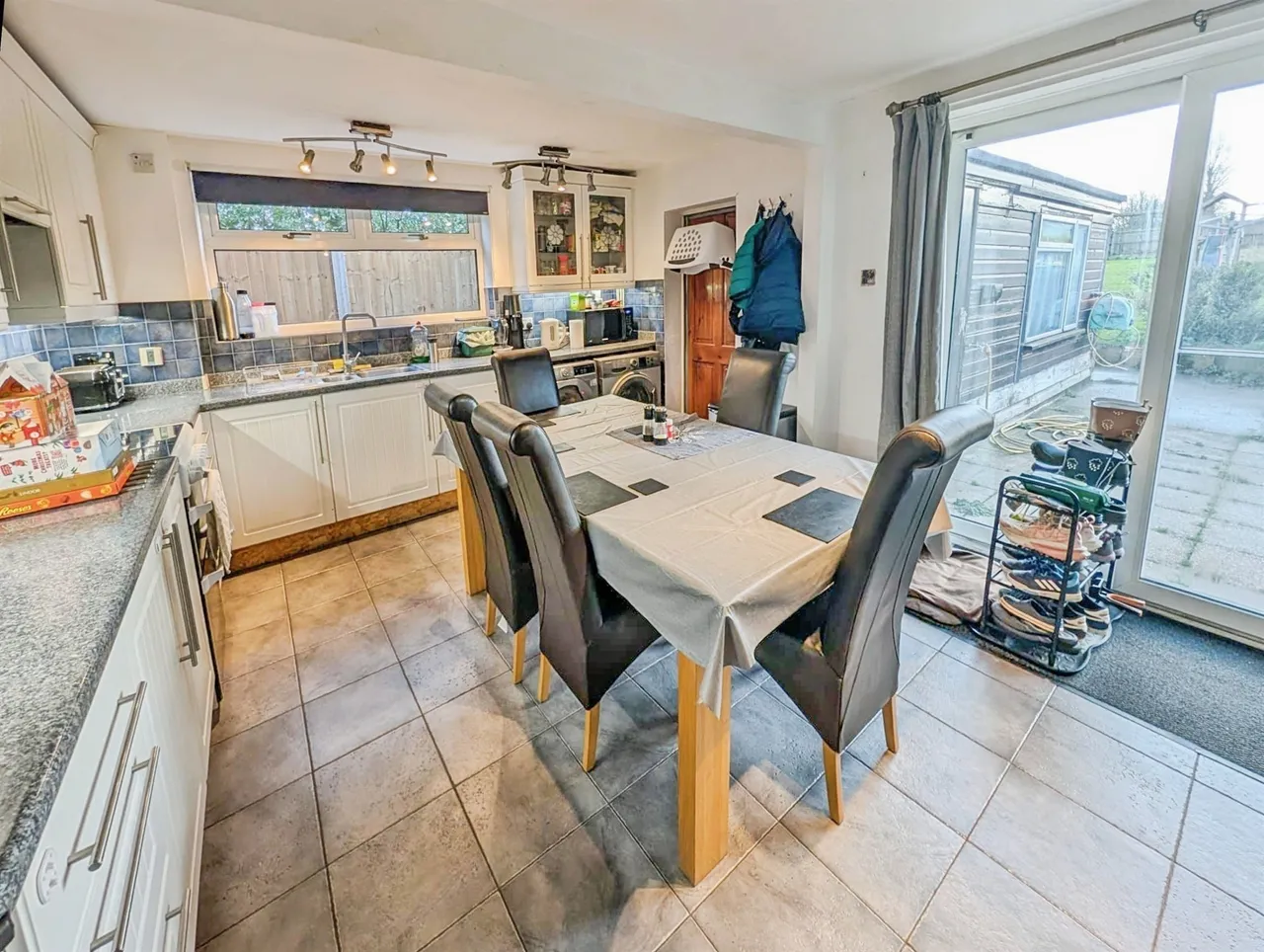 School Hill, Blaxhall, IP12, photo 2