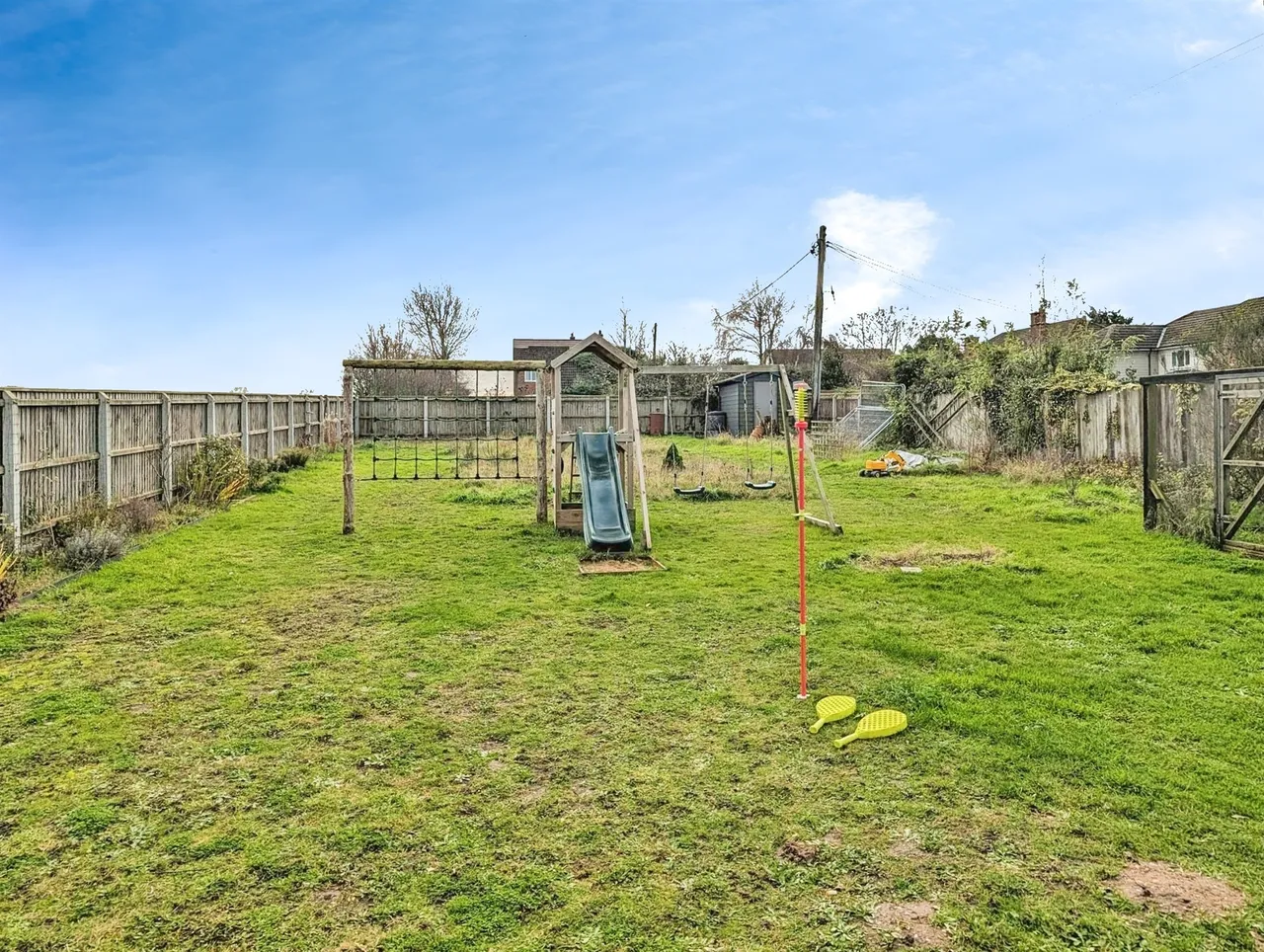 School Hill, Blaxhall, IP12, photo 8