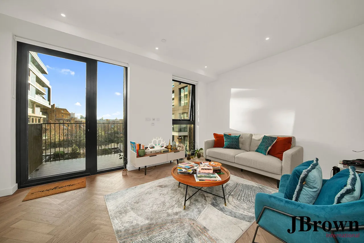 2 bed flat for sale, Merino Gardens, St Katharine's & Wapping, E1W