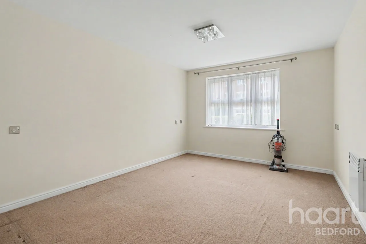 Crowe Road, Bedford, MK40, photo 11