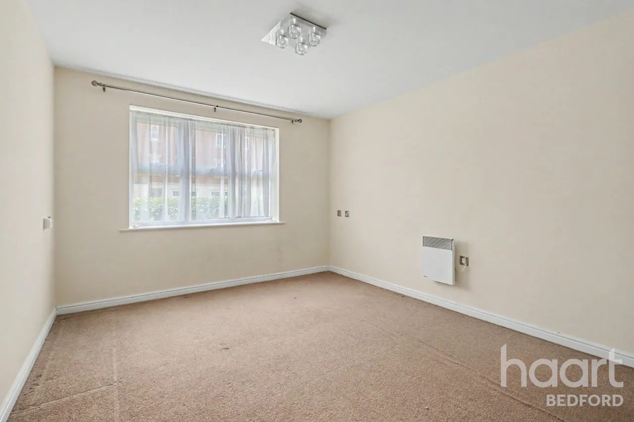 Crowe Road, Bedford, MK40, photo 13