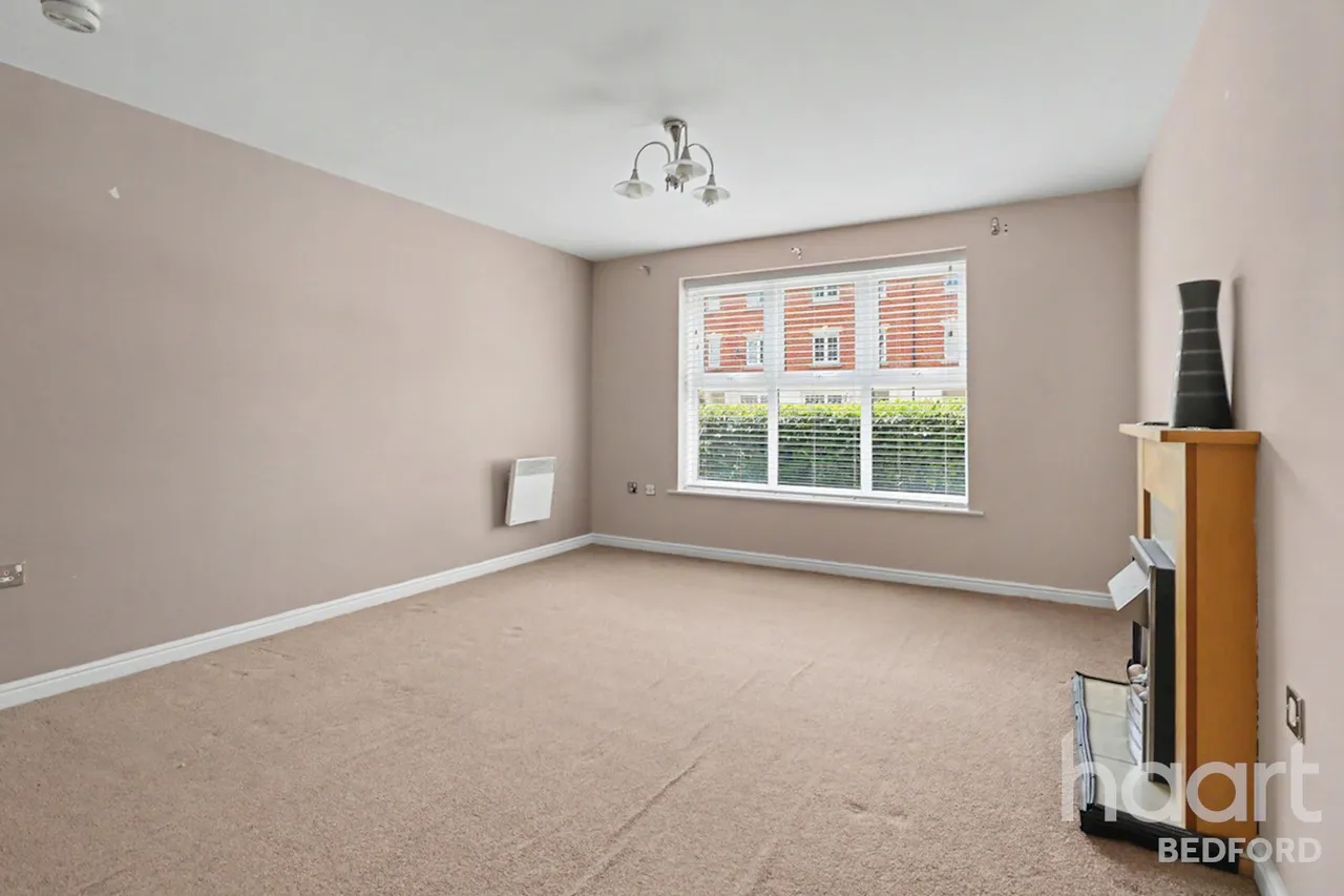 Crowe Road, Bedford, MK40, photo 5