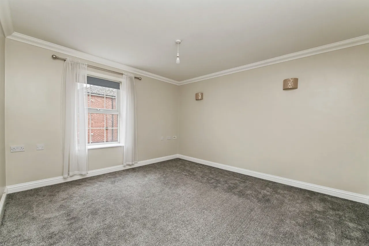 West Street, Axminster, EX13, photo 4