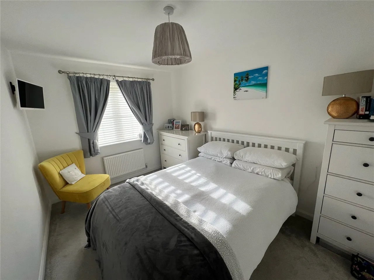 Vaughan Close, Hartley Wintney, Hook, Hampshire, RG27 8EB, photo 6