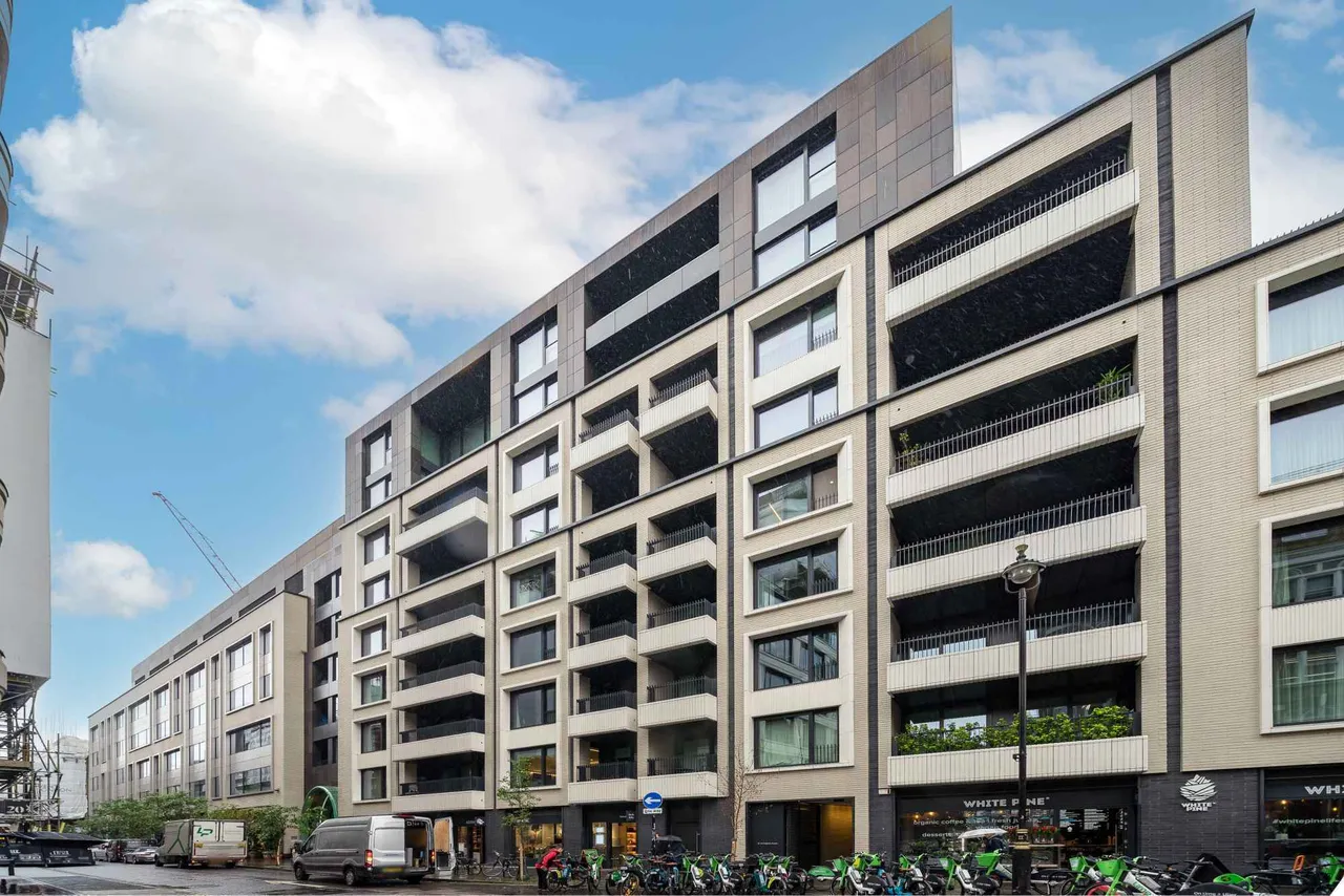 Rathbone Place, London, W1T, photo 4