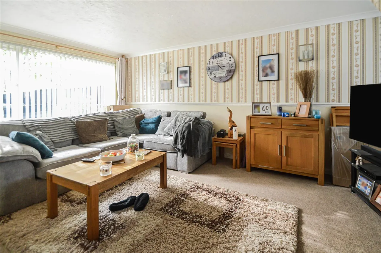 Dalham Place, Haverhill, CB9, photo 2