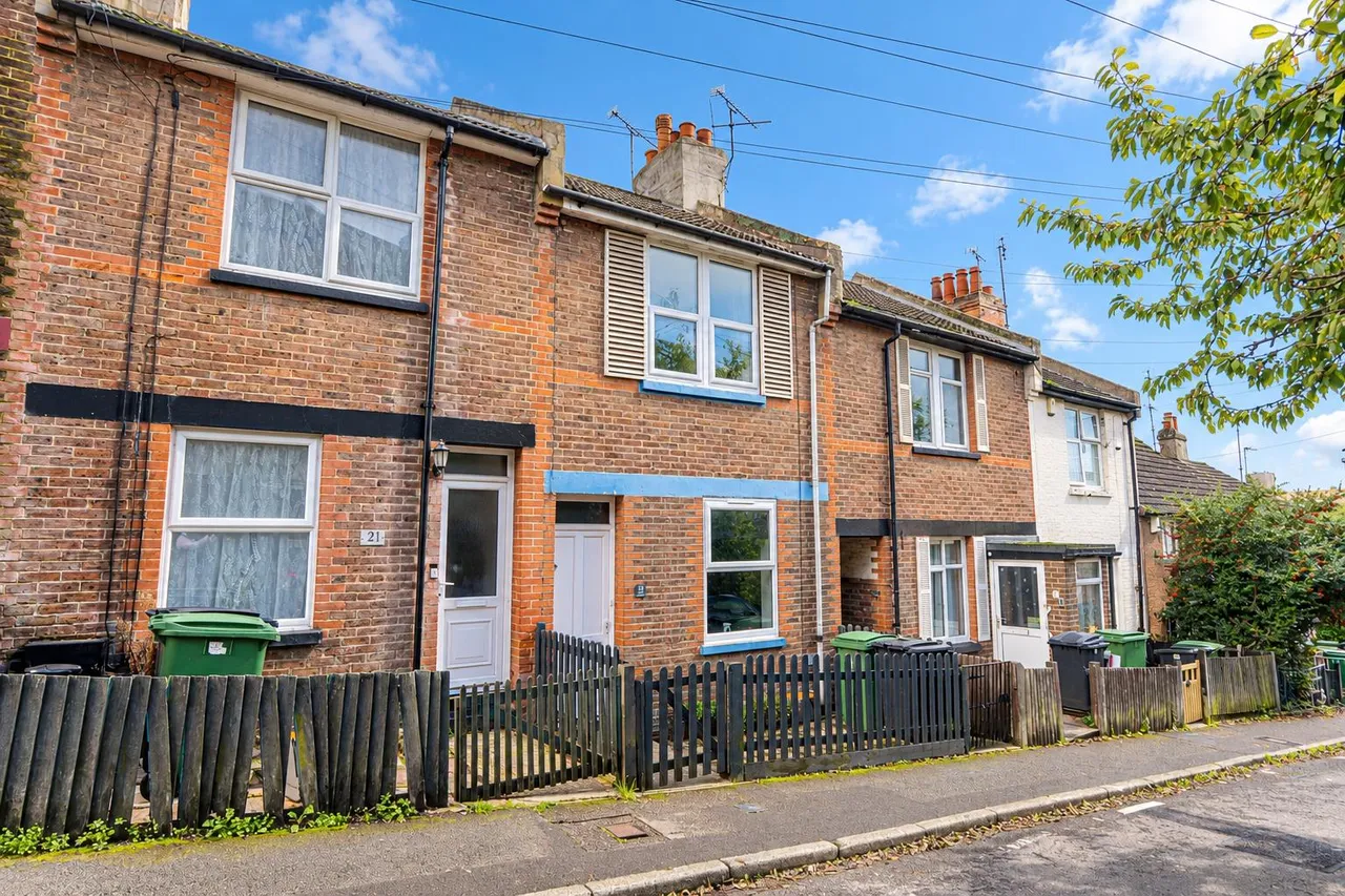 Hollington Old Lane, St. Leonards-On-Sea, photo 17