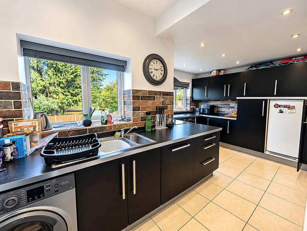 Wentworth Road, Rugby, CV22, photo 5