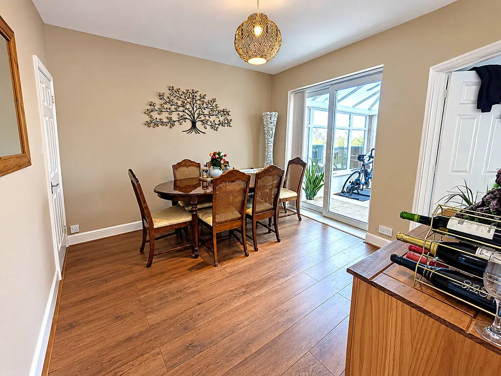 Wentworth Road, Rugby, CV22, photo 3