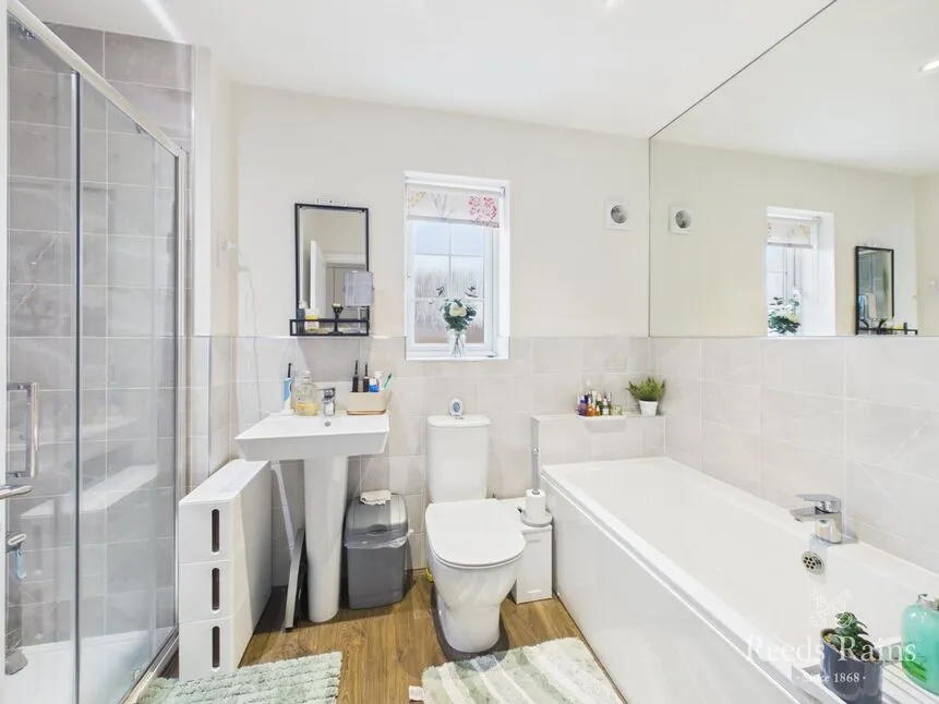 Nuthatch Close, Wynyard, TS22, photo 13