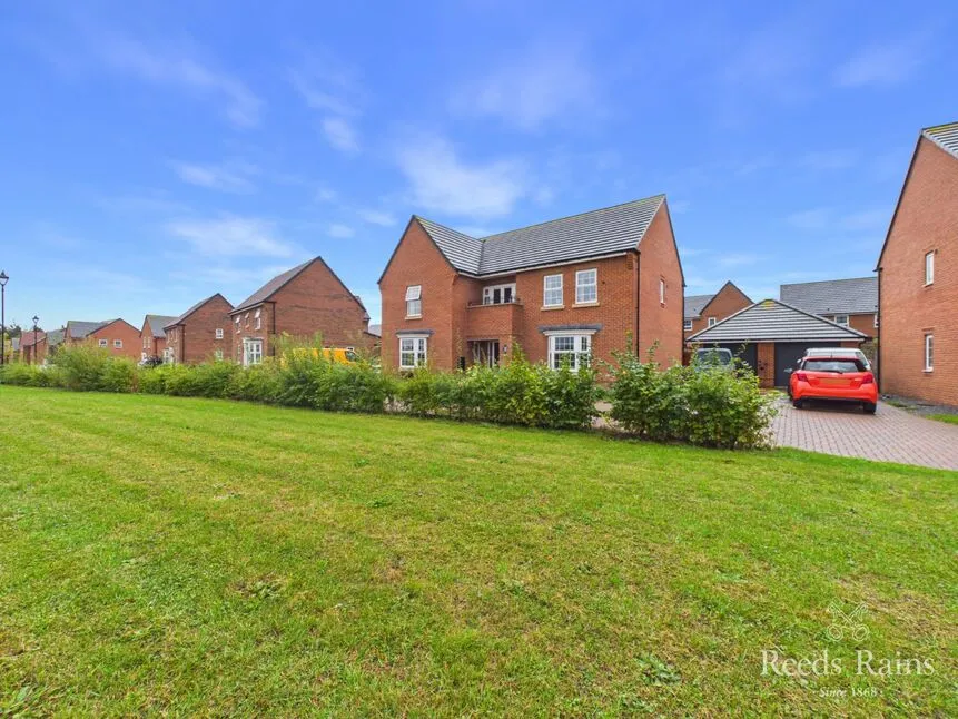 Nuthatch Close, Wynyard, TS22, photo 5