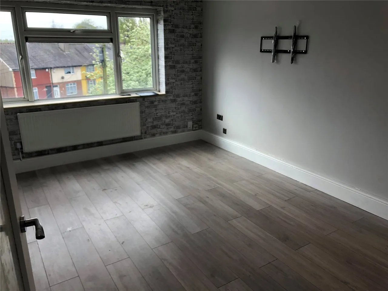 Wolverhampton Street, Wednesbury, WS10, photo 2