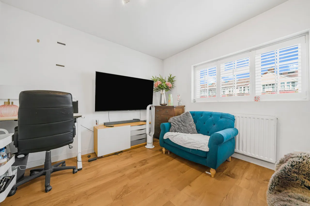 Hersham Road, Hersham, KT12, photo 12