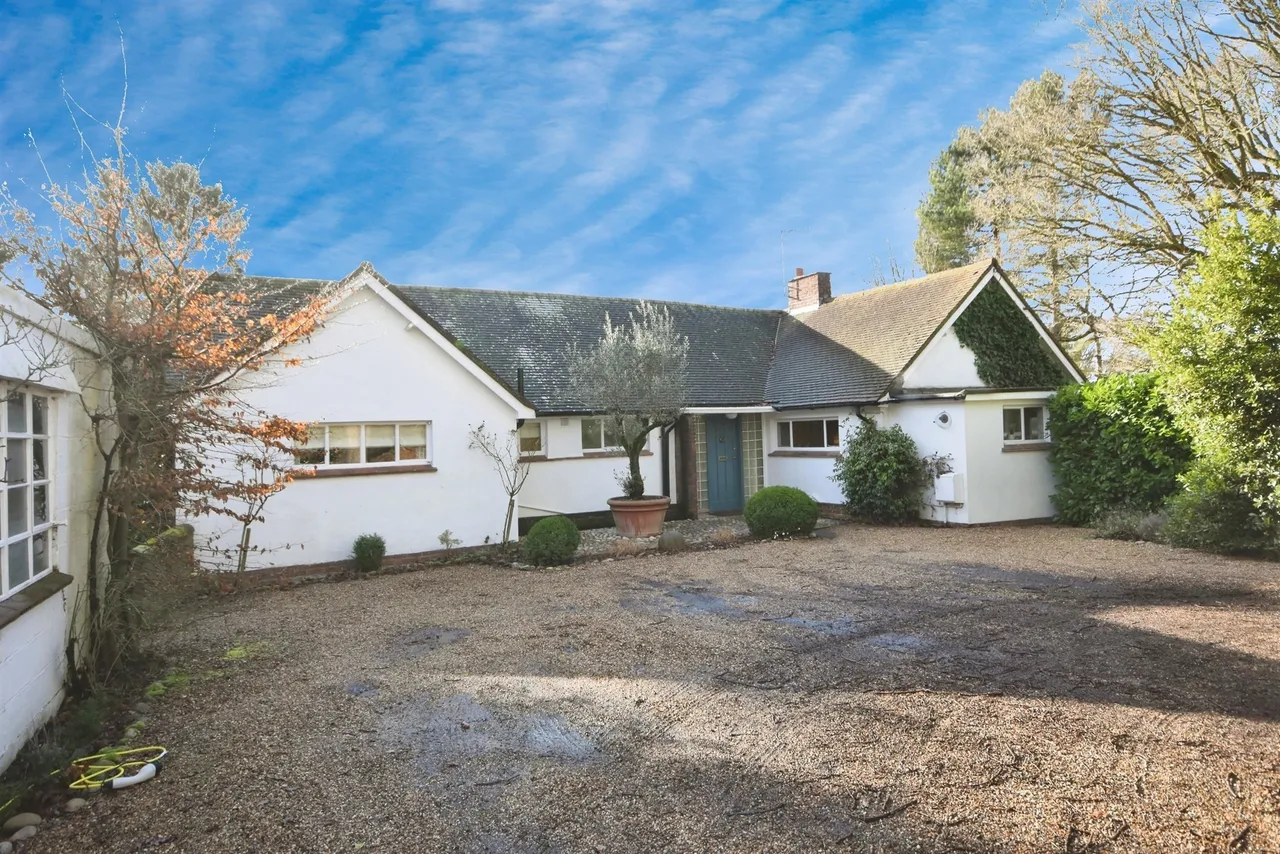 4 bed house for sale — Colam Lane, Little Baddow, Chelmsford