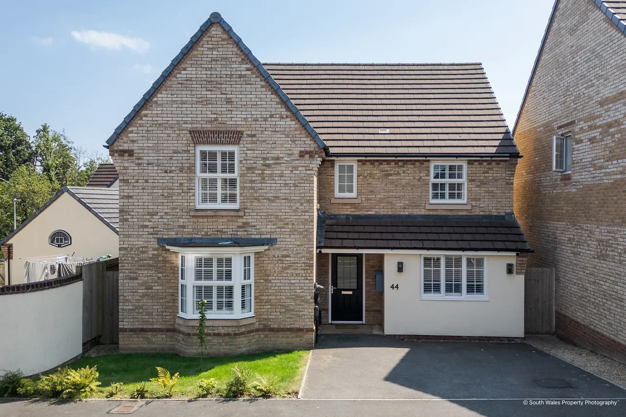 4 bed house for sale, Db