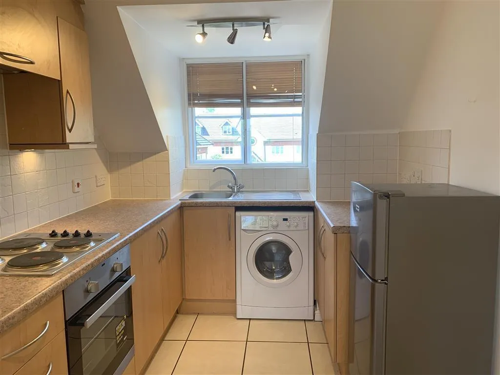 Coy Court, AYLESBURY, photo 3