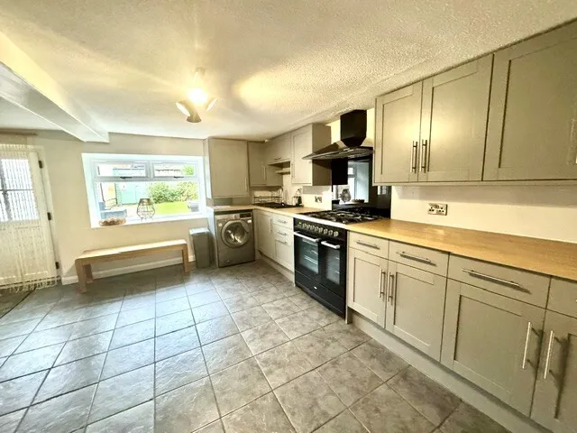 Chapel Street, Shafton, S72, photo 4