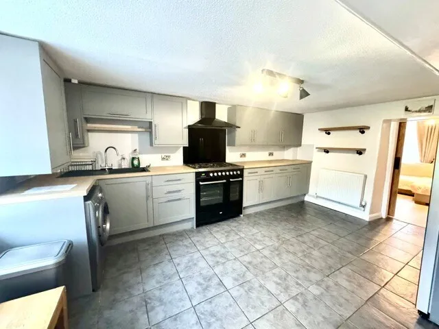 Chapel Street, Shafton, S72, photo 3