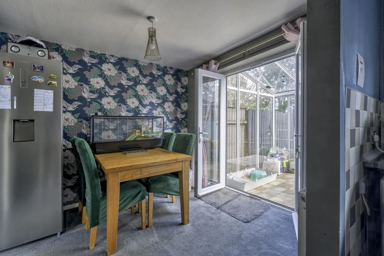 Bowleymead, Swindon, SN3, photo 7
