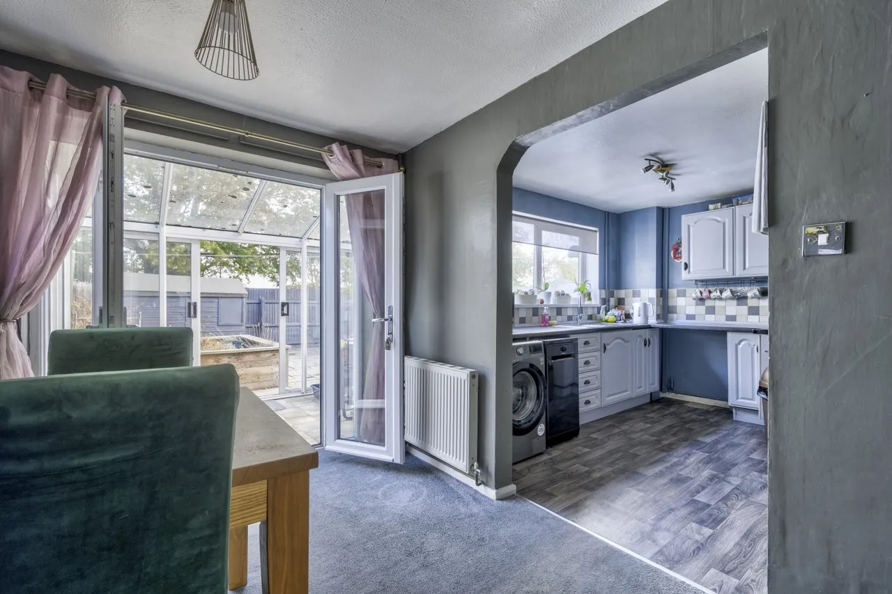 Bowleymead, Swindon, SN3, photo 6