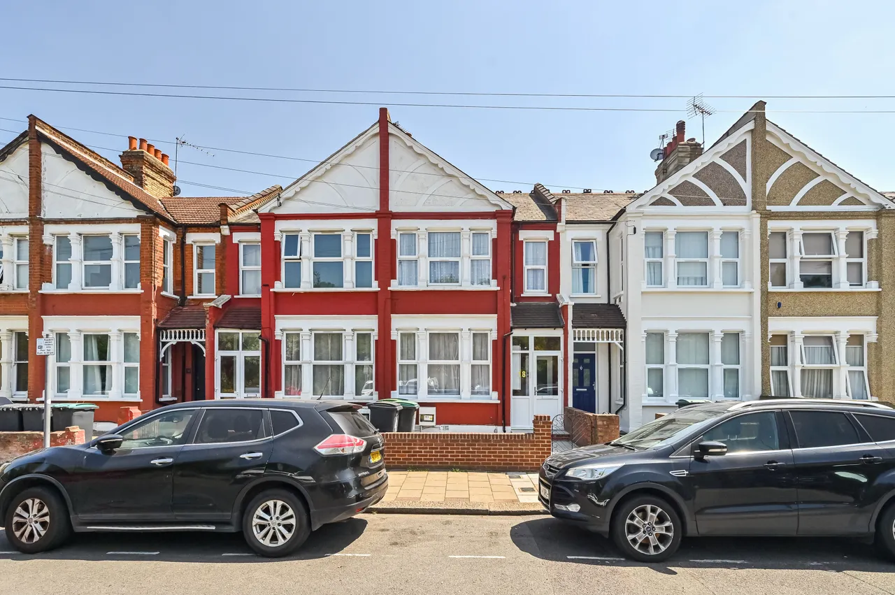 Flat B, 18 Frome Road, London, photo 12