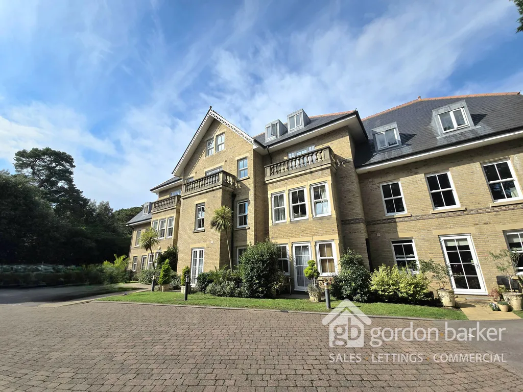 Adelphi Court, Bournemouth, Manor Road, BH1 3JD, photo 15